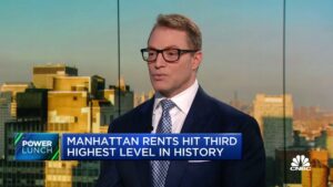 Средняя арендная плата в Нью-Йорке в январе превысила 4,000 долларов в месяц
