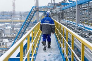 Olieudsving som genopretning af råolieeksporten modvirker Ruslands nedskæring
