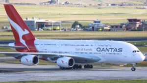 Qantas leti z A380 v Auckland, da bi pomagal pri motnjah Gabrielle