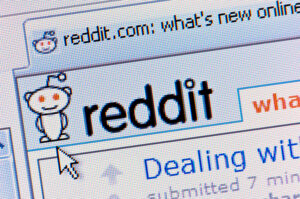 Reddit a fost încălcat cu acreditările de angajați furate