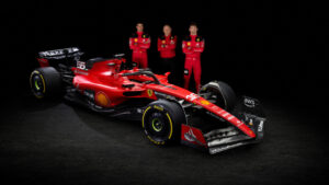 "Så mye lidenskap" når Ferrari F1-førere tar Valentinsdagens runder i nye SF-23