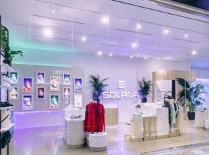 Solana Spaces va închide magazinele din New York și Miami la 7 luni de la deschidere