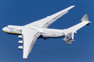 Antonov An-225 prihaja v Microsoftov simulator letenja