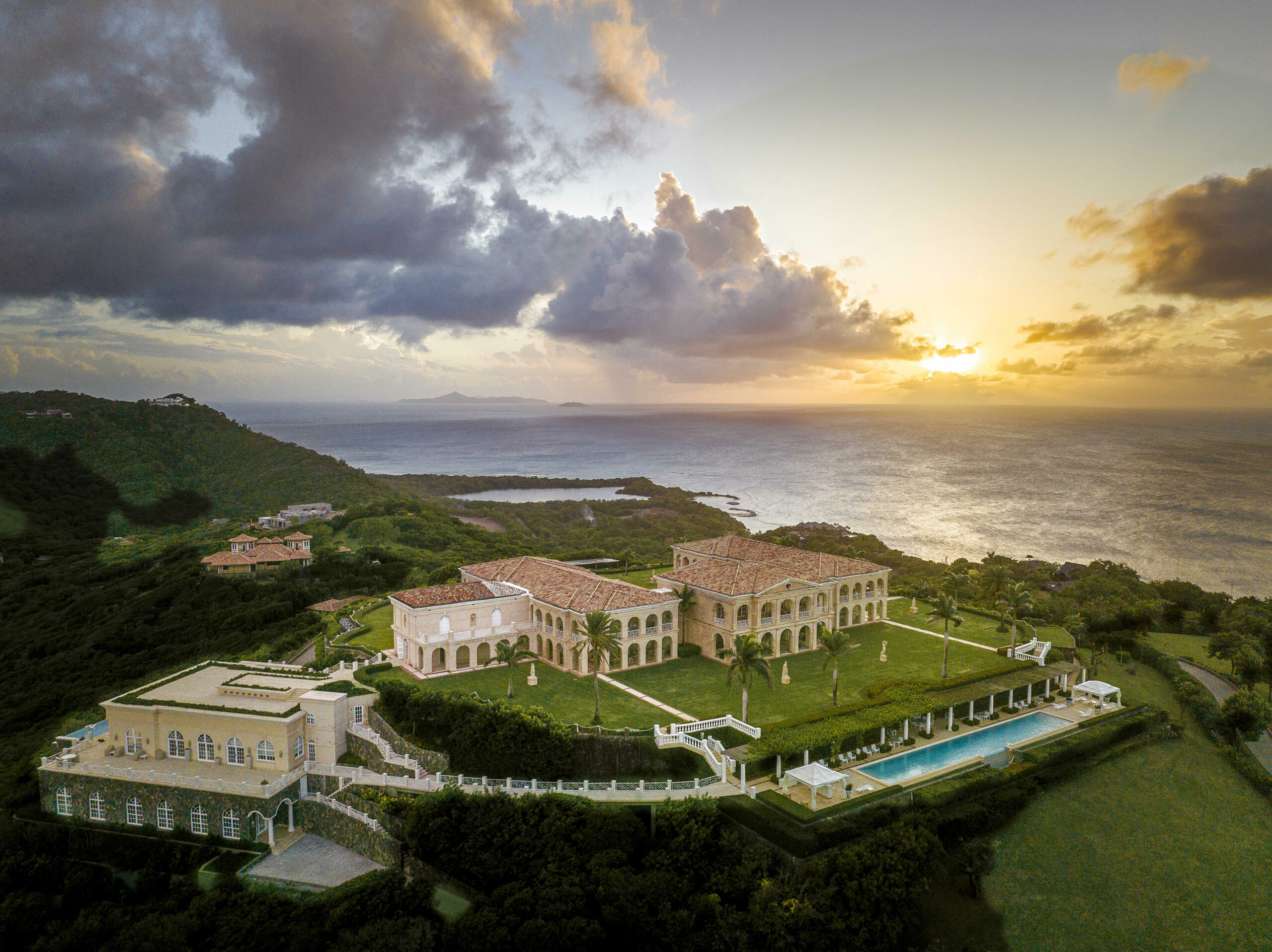 הבית היקר ביותר בקריביים נרשם זה עתה תמורת 200 מיליון דולר - תסתכל פנימה