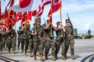 Hva ligger bak foreslåtte endringer i amerikanske marineutplasseringer i Okinawa
