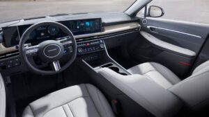 2024 Hyundai Sonata tarjoaa kolme moottoria, OTA-päivitykset, enemmän valinnanvaraa