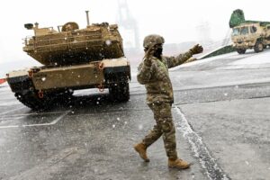 Слідом за Польщею американські танки Abrams хоче придбати і Румунія