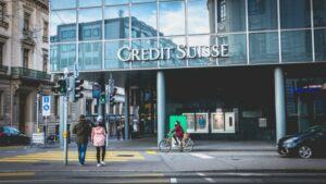 Báo cáo của Credit Suisse, UBS, các ngân hàng khác đối mặt với lệnh trừng phạt Nga ở Mỹ