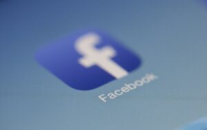Falske ChatGPT-udvidelser ønsker at stjæle din Facebook-konto