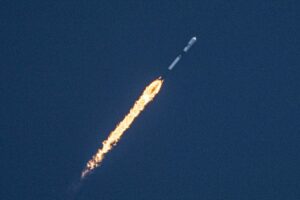 Falcon 9 schiera 56 satelliti Starlink in occasione del 20° lancio dell'anno di SpaceX