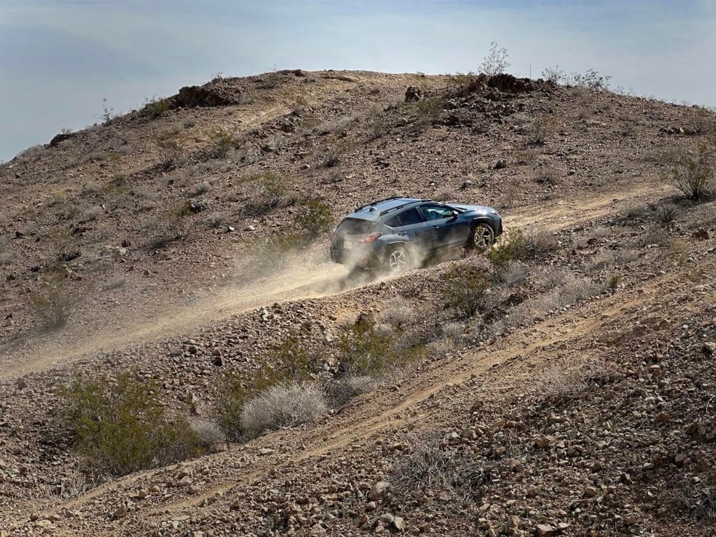 Subaru Crosstrek 2024 - tout-terrain en montée v1