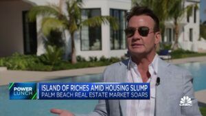 佛罗里达州棕榈滩房地产市场飙升，而该国其他地区则不景气