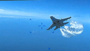 إليكم فيديو MQ-9 للاعتراض الروسي Su-27 فوق البحر الأسود