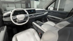 รถ SUV ไฟฟ้าของ Kia EV9 เป็นสิ่งที่ยิ่งใหญ่สำหรับการออกแบบของ Kia อย่างแท้จริง