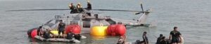 Den indiske marinen, kystvaktens DHRUV-helikopterflåter fortsetter å holde seg på bakken