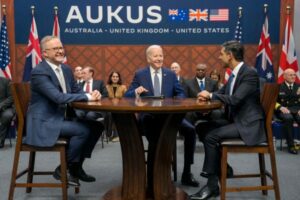 미지의 세계로 도약: AUKUS와 호주의 핵 잠수함