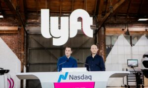 Lyft-stifterne træder tilbage; tidligere Amazon-direktør David Risher udnævnt til CEO i executive shake-up