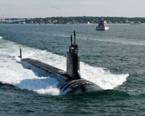 국방부 예산 2024: 잠수함 정박 조선 요청