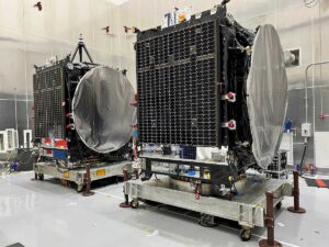 SES achève son programme de libération de la bande C avec le lancement du double satellite SpaceX