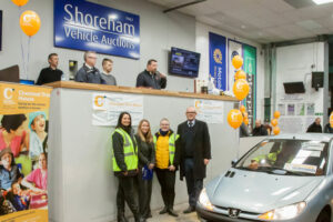 Shoreham Vehicle Auctions järjestää vuosittain hyväntekeväisyyshuutokaupat maaliskuussa