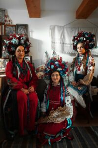ট্যাম্পন ড্রাইভ: যুদ্ধ-বিধ্বস্ত ইউক্রেনে নারীদের সহায়তা করা