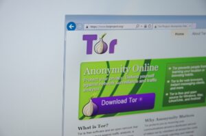 Пакет браузера Tor, сфальсифицированный трояном, сбрасывает вредоносное ПО