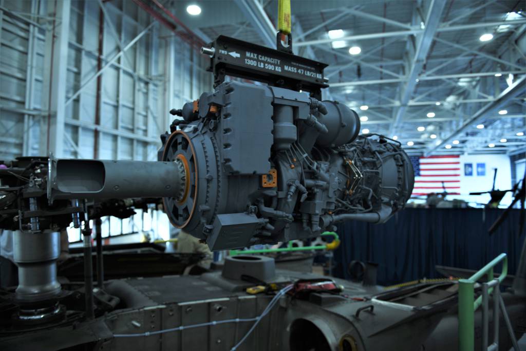 El nuevo motor de helicóptero del Ejército de EE. UU. Golpea con otro retraso