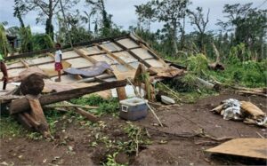 Vanuatu ramt af på hinanden følgende klimakrise drev cykloner