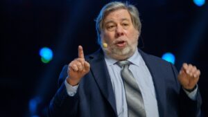 Why Musk, Wozniak Want OpenAl to Pause ChatGPT Upgrades