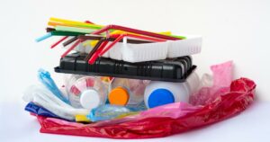 Vil 2025-forpliktelsene om plastemballasje ringe hult?