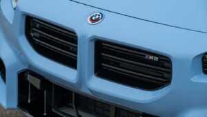 2023 BMW M2 First Drive: Njut av det så länge det varar