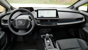 Review Toyota Prius 2023: Bukan lagi MPG setinggi langit