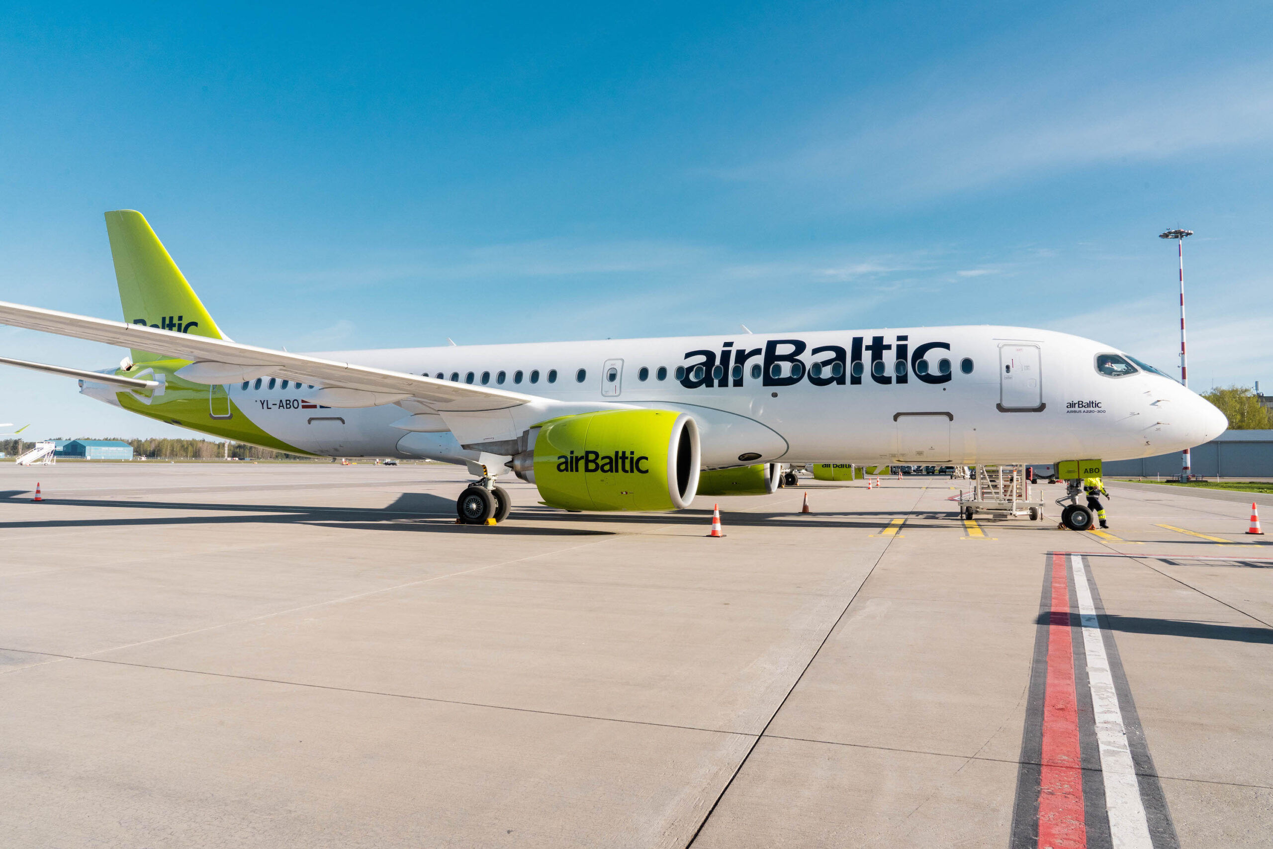 airBaltic vastaanottaa 41. Airbus A220-300 -koneensa