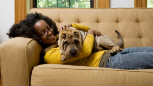 Dovolitev hišnih ljubljenčkov v vaših najemnih enotah: prednosti in slabosti