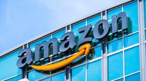 Amazon は 1.2 億ドルの投資で偽造品の押収と訴訟を倍増させる