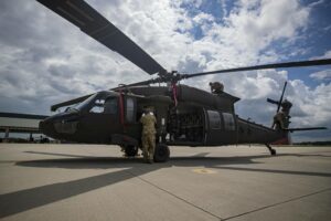 Angkatan Darat memproyeksikan penundaan 2 tahun untuk memasukkan mesin baru ke dalam armada UH-60