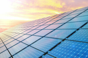 Biden-administrationen investerer $82 mio. i den amerikanske solcelleproduktionssektor