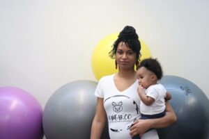 Adalet için Doğum: Siyah Doulalar, Doğumu Güvenli Hale Getirmek İçin Bir Harekete Öncülük Ediyor