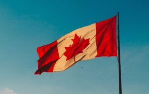 Coinbase اور Kraken بدلتے ہوئے ریگولیٹری لینڈ اسکیپ کے درمیان کینیڈا میں آپریشنل رہنے کے منصوبوں کی تصدیق کرتے ہیں