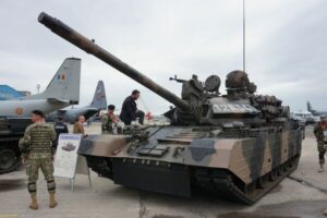 FAVSA 2023: el ejército rumano planea actualizar el TR-85M1 MBT