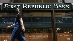 First Republic Bank op instorten; zal naar verwachting in beslag worden genomen door de Amerikaanse regering