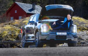 포드, F-150 라이트닝 EV 판매 노르웨이서 파업