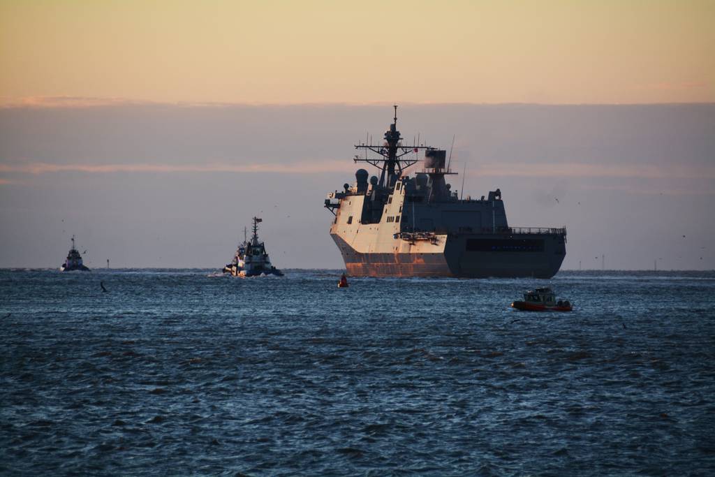 英格尔斯造船公司在国防部暂停生产线后权衡 LPD 的变化