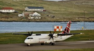 Loganair lanza la ruta Orkney a Londres con escala en Dundee