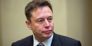 Musk yritti vääntää pois Autopilot-grillauksesta väittäen, että menneet kerskailut voivat olla vääriä väärennöksiä