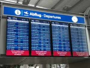 جرمن یونین کی جانب سے ہوائی اڈے کے سکیورٹی ورکرز کی 48 گھنٹے کی ہڑتال کے بعد فضائی ٹریفک میں نئی ​​رکاوٹ