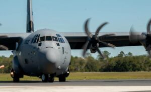 Northrop, Lockheed, Raytheon team up on Navy’s E-XX ‘doomsday’ plane