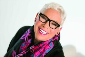 Sherry Chris, a real estate icon in ‘Pantone Pink,’ broke the mold