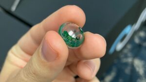 Compania de lentile de contact inteligente Mojo Vision a strâns 22 de milioane de dolari, pivotează către afișaje micro-LED pentru XR și mai mult