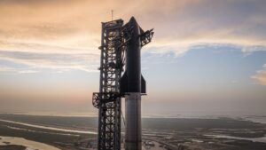 Le lancement du vaisseau spatial SpaceX salué comme un succès malgré l'explosion en plein vol